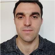 Profesor titulado en Ciencias Ambientales imparte clases de matemáticas, química y geología.
