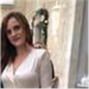 Praticante notaio e avvocato impartisce lezioni di diritto