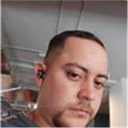 Extrovertido y conganas de enseñar un buen manejo del español 