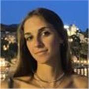 Laurenda in Giurisprudenza, con diploma di liceo classico offre lezioni private di latino