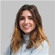 Periodista y escritora ofrece clases en los niveles de ESO, BACHILLERATO y UNIVERSIDAD