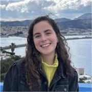 Profesora graduada en matemáticas, con varios años de experiencia dando clases particulares a estudiantes de ESO y Bachillerato