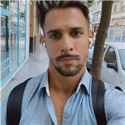 Profesor de ingles con experiencia apto para enseñar personas de todas las edades