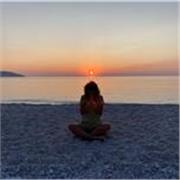 Madrelingua italiano
Ottimo inglese
Ottime capacità di insegnamento 