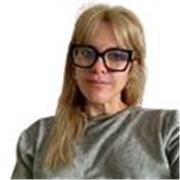 Pedagoga y profesora de técnicas de estudio, orientación laboral, competencias blandas y transversales. 