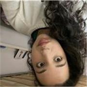 17 años, llevo hablando inglés desde los 3, mucha vocación para trabajar con niños, quiero estudiar magisterio y tengo un C1.