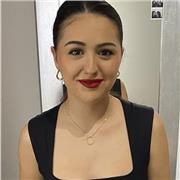 Profesora de Primaria apta para todas las edades y niveles. Soy muy creativa y me encanta pasar tiempo con niños/as.