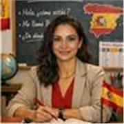 Professora de espanhol com aulas dinâmicas e personalizadas para crianças, adolescentes e adultos