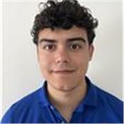 Estudiante experto en ingeniería de prompt y otras herramientas de IA . 