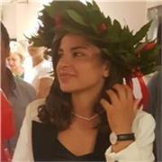Insegnante laureata in Lingue moderne per la comunicazione e la cooperazione internazionale impartisce lezioni di spagnolo e inglese da remoto e non