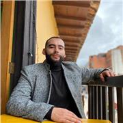 Buscamos profes de derecho