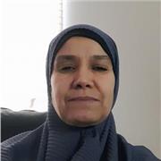 Je m'appelle Karima et j'ai une passion profonde pour la langue arabe et j'aimerais bien l'enseigner