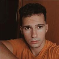 Profesor de apoyo escolar especializado en materias de la rama humanística (historia del arte, geografía, historia) y de lengua