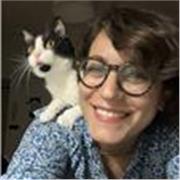 Offro lezioni a bambini e ragazzi di italiano e posso aiutare anche nello svolgimento dei compiti :) 