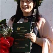 Laureata in conservatorio, ho già esperienza a livello di lezioni soprattutto con bambini alle prime armi. Clarinetto e solfeggio