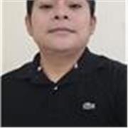 Profesor de inglés imparte clases para niños, jóvenes y adultos