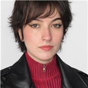 Spanish teacher for foreign students with experience in international classrooms and new technologies.