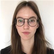 English and American Studies-Studentin mit Nachhilfe-Erfahrung