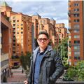 Profesor de español nativo con 2 años de experiencia, ofrece clases a domicilio en barcelona.