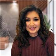 Profesora de Marketing, Administración y Negocios