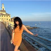 Lezioni di inglese personalizzate per tutti i livelli, con focus su conversazione e preparazione esami.