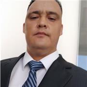 Profesor de biología, ciencias ambientales y ciencias sociales, con disponibilidad para dar clases personalizadas a niños y jóvenes