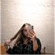 Ciao, sono Alessia. Se hai bisogno di aiuto compiti o insegnamento per materie linguistiche, hai trovato la persona giusta :) 