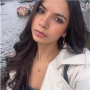 Estudiante del último año de traducción e interpretación, con experiencia previa dando clases de inglés, francés y árabe.