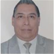 Arquitecto con más de 25 años de experiencia