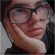Soy actualmente una estudiante de bachillerato con las cosas fresquitas, doy cualquier materia requerida y doy bilingüe si quieren