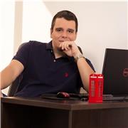 Profesor con 10 años de experiencia con formación en el Reino Unido