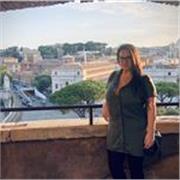 Soy profesora de español para extranjeros, bilingüe italiano-español. Ofrezco clases personalizadas online para todos los niveles