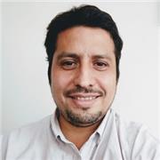 Profesor de Lengua y literatura Universidad de Chile, con 20 años de experiencia 5° básico a IV medio