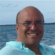 Profesor de IA para todos los niveles con amplios habilidades pedagógicas