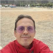 Profesor de educación física ofrece sus servicios para enseñar fútbol, voleibol, basquet, béisbol, atletismo, natación, tenis entre otros deportes