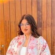 Una persona apasionada de la enseñanza y con una alta formación en Árabe.