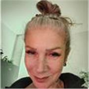 Offro lezioni di  Creatività su Canva .
I bimbi possono cominciare a conoscere le prime basi creative attraverso Canva (gratuita) 