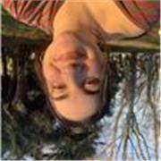 Actualmente estudio traducción e interpretación y tengo el título de enseñanza de ELE. Me gustaría enseñar a niños pero me adapto 