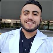 Nutriólogo y entrenador, dispuesto a enseñar y compartir conocimientos, no tengo problemas con las edades , me gusta dar material para que se queden con algo y no solo con las clases,hacer presentaciones llamativas o entendibles para el publico en general