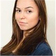 English tutor with 3 years' experience offering private English lessons.