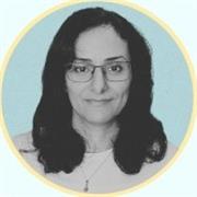 Profesional multilingüe con experiencia como docente de inglés, traductora e intérprete en modalidad presencial y online.