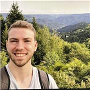 Biete seit über drei Jahren Nachhilfe in Mathe,Physik und Englisch bis zur 11 Klasse