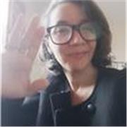 Soy una persona creativa, organizada y dinámica. 
A niños de infantil y primaria trabajando lectura , valores y temas educativos.