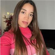 Soy Lorena, estudiante apasionada y lectora incansable.Con un FPII en Admin. Y Finanzas, siempre disponible.
