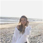 Yoga Teacher für Einzel Unterricht oder kleine Gruppen