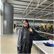 Estudiante lista para enseñar y ayudar a alumnos de primaria de cualquier grado!