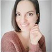 Maman de 32 ans donne soutien scolaire aux enfants du primaire