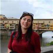 Laureata in Lettere e Filologia Moderna offre ripetizioni di Italiano, Storia e Geografia per ragazzi di scuole medie e superiori