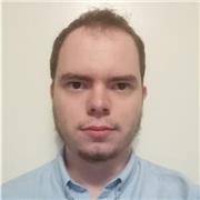 Graduado en Física en la Universitat de Barcelona, doy clases de matemáticas y física a alumnos de bachillerato o que estén prepar