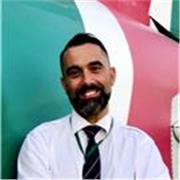 Diplomato con 48/60 in ragioneria nel 1996 , Madrel Lingua Inglese